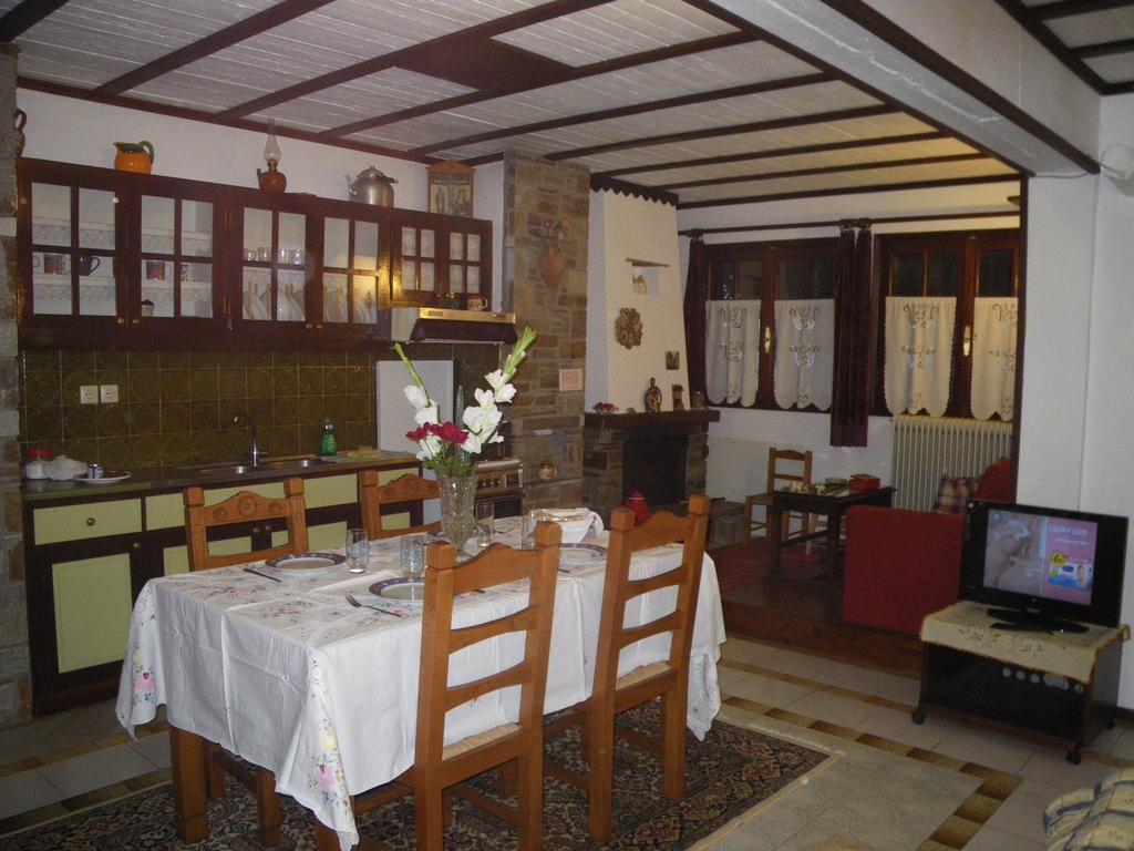 Villa Georgie Tsagarada Exterior photo